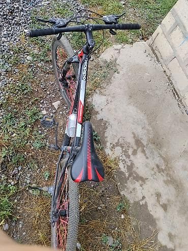 idman velosipedi type 0: Velosipedin heç bir problemi yoxdur sadəcə təkərlər sürülmədiyi üçün — 2
