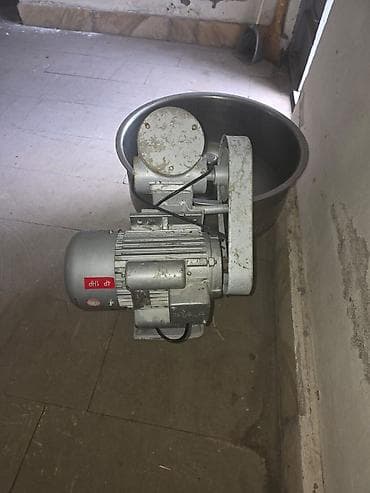 kafe mebel: Sənaye tipli xəmir yoğurma maşını 30 kq 30 kiloqram - Güclü elektrik — 3