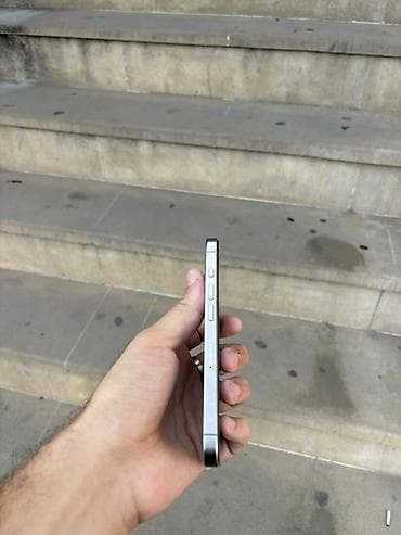 ipad 8 32: IPhone 15 Pro, 128 GB, Gümüşü, Face ID — 5