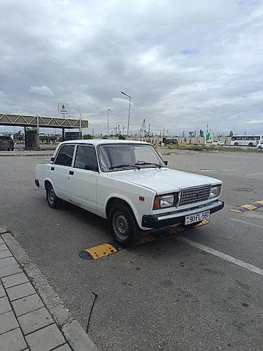 Nəqliyyat: VAZ (LADA) 2107: 1.6 l | 2009 il 44460 km Sedan — 2