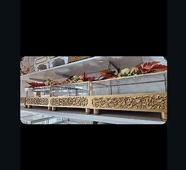 Zərif naxışlı qızılı,içigüzgülü ikinci əl xonça seti satılır.Az lalafo.az -da Zərif naxışlı qızılı,içigüzgülü ikinci əl xonça seti satılır.Az