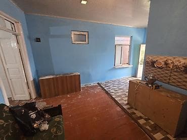 3 otaqlı həyət evidir 1 maşın yeri var 128 sahə di satılır