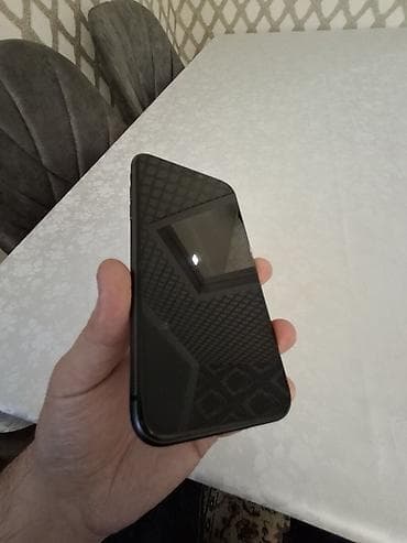 telefon iphone 6: IPhone 11, 64 GB, Qara, Face ID — 6