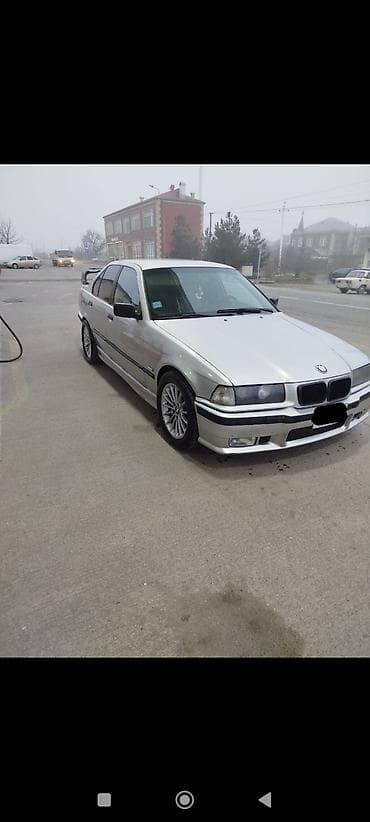 Bmw E36 ehtiyat maşın sökülür hissələri satılır