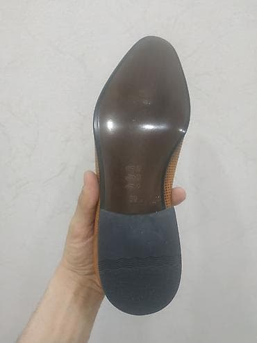 Мужская обувь: Ayaqqabı Versace, Türk malıdır. İçi çölü deridir. Ölçü 39 — 6