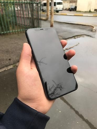 211 nomre satisi: IPhone 11 Pro Max, Matte Midnight Green — 4