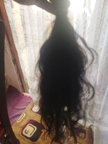 pariklərin satışı: Təbii saçlar, pariklər — 1