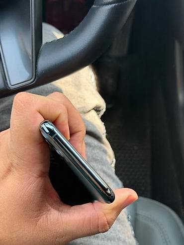 apple m1: IPhone 11 Pro, 256 GB, Matte Midnight Green — 7