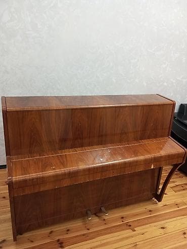 Zimmermann uprayt pianino - Brend/model: Zimmermann upright - Korpus — 2