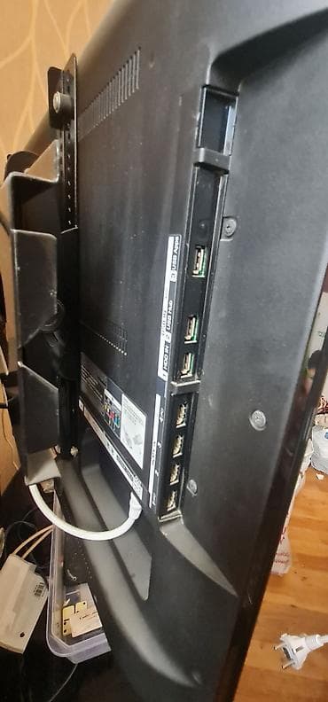 komputerlər diz ustu: Televizor LG LED ekran 40" — 3