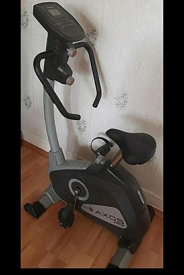 Velotrenajor qacis trenajoru