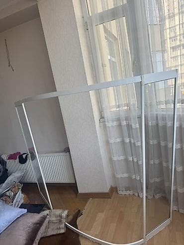 parda tul: Kvadrat duş kabinəsi üçün şüşə və alüminium profilli karkas dəsti — 3