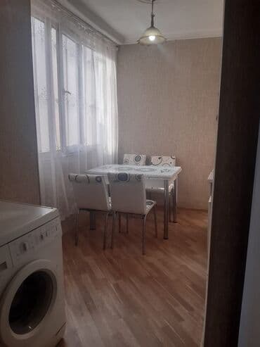 kiraye stul: Şəhərin mərkəzi sahil metrosuna tam yaxın tam təmirli mənzil kirayə — 7