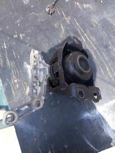 mtz 82 matoru: Nissan March Üçün Orginal Paduşka — 2