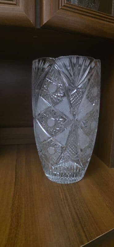 Güldan 100 m.Qedim xurustal.Qab ikisi 50 m lalafo.az -da Güldan 100 m.Qedim xurustal.Qab ikisi 50 m