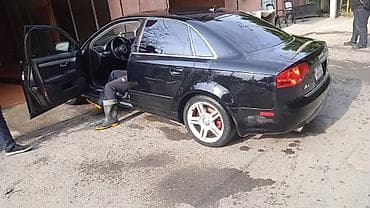 Audi A4: 2 l | 2004 il Sedan — 4