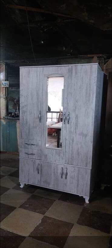 asilqan dolab: Açılan, 3 qapılı Düz dolab, Qarderob, paltar dolabı — 17