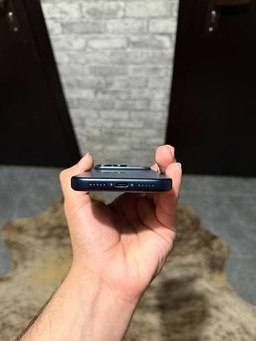 12 pro iphone: IPhone 17 Pro, 256 GB, Mavi, Face ID — 4