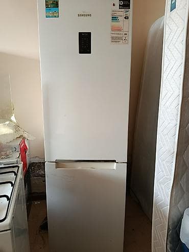 iphone ekran sekli: İşlənmiş 2 qapılı Samsung Soyuducu Satılır, rəng - Ağ — 3