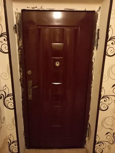 Mənzil üçün İşlənmiş Giriş qapısı Zamok ilə, Zəmanətsiz, Ödənişli quraşdırma, Ünvandan götürmə