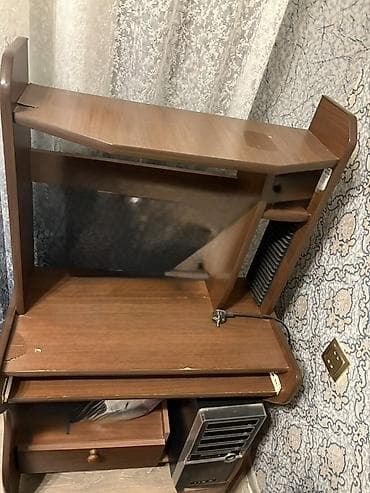 Künc masa, Polkalı, Siyirməli, Sadə laminat, Zəmanətsiz, Kredit yoxdur