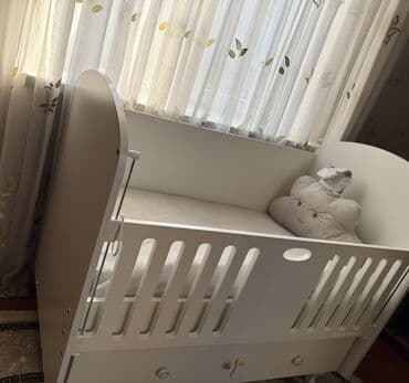 Sifarişlə mebel: Oğlan və qız üçün, İşlənmiş, Dördbucaq, Beşik, Dəst ilə, Matras ilə, Yellənmə mexanizm ilə — 2