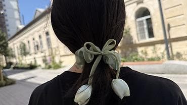 baş: Tulpan formalı saç aksesuarı – elastik rezin scrunchie - Dizayn — 1