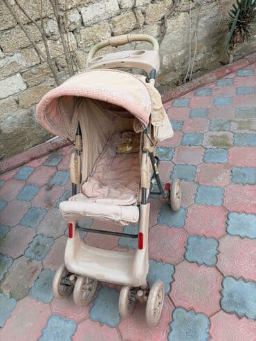 Subaru: Klassik gəzinti arabası — 3