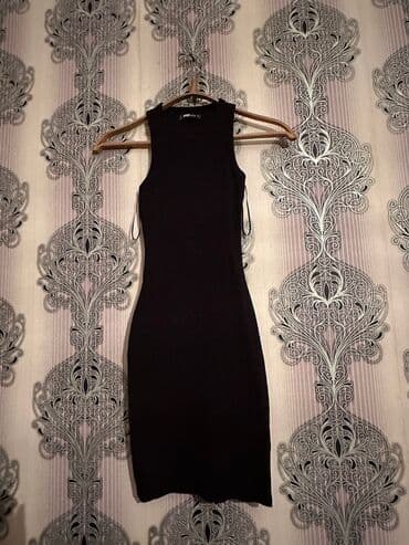 dəbli qadın geyimləri: Kokteyl donu, Midi, New Yorker, S — 1