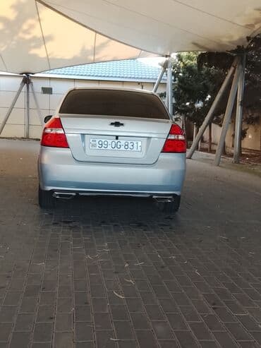 ön yükleyici traktör: Chevrolet Aveo: 1.4 l | 2015 il 27900 km Sedan — 5