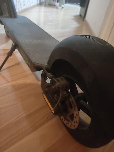 dvd disklər: Bidənə problemi var oda tormuzda 15m rasxodu var Acer elektrik skuteri — 3