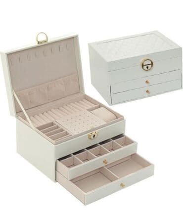 yeni il qutuları: Mücrü Zinət əşyaları üçün — 1