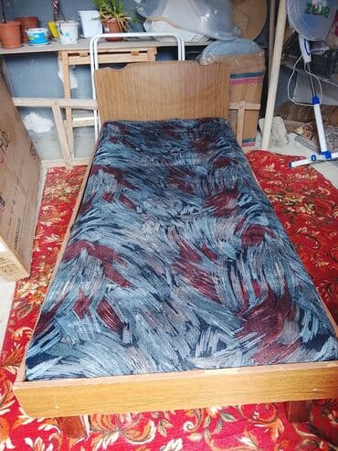 işlənmiş tək nəfərlik çarpayı: İşlənmiş, Təknəfərlik çarpayı, Bazasız, Matras ilə, Siyirməsiz, Belarusiya — 2