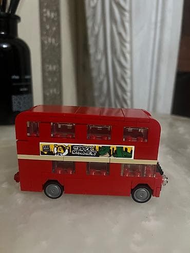 Qırmızı iki mərtəbəli London avtobusu mini konstruksiya modeli - — 3