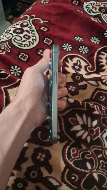 phone 14: IPhone 14, Mavi, Face ID — 3