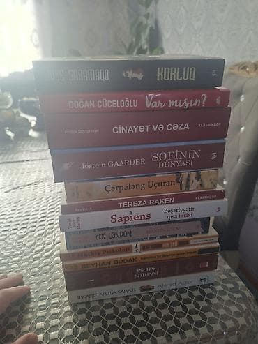 don leon parfüm: Salam Bu Kitablar Hamısı Birlikde Satılır Qiymət 60 Manat — 1