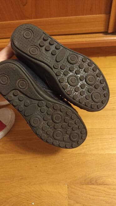 24 saat baytarliq: Yenidir,yumşaq dəri — 1