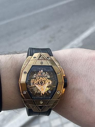 samsung saat: İşlənmiş, Qol saatı, Hublot, rəng - Qızılı — 1