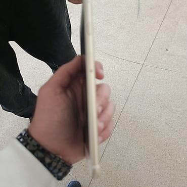 iphone 6 telefon: IPhone 6s, Qızılı — 4