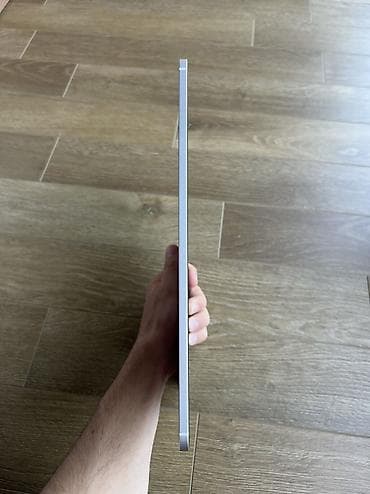 ipad m2: İşlənmiş Apple iPad Air 13 (2025), 13", 128 GB — 6