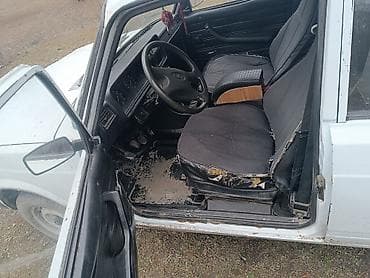 balaxanı heyet evleri: VAZ (LADA) 2107: 0.3 l | 1997 il 9 km Sedan — 9