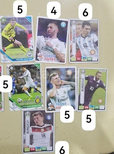 pulla: Məhsul: Futbol kolleksiya kartları dəsti Təsvir: - Müxtəlif — 1