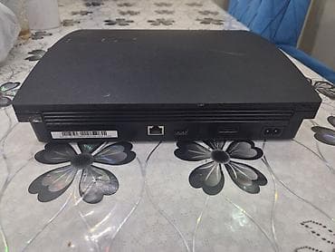 sony usilitel: Sony PlayStation 3 (PS3) Slim oyun konsolu Əla Vəzyətdədirr Oyun — 1