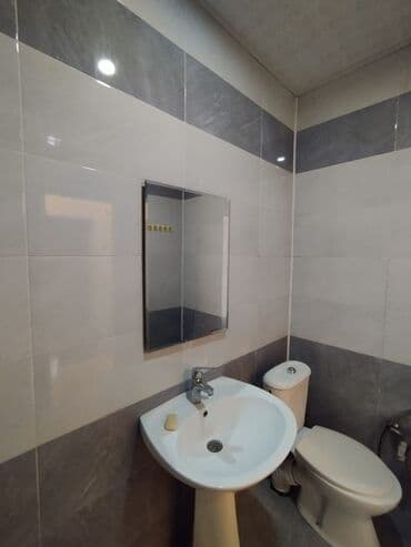 lalafo долгосрочная аренда квартир: 2 sürətli lifti var qaz su işıq daimidir.(maklerlər qətiyyən yazmasın — 8