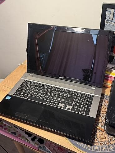 Acer noutbuk * Marka: Acer İstehsal ili: 2012 * Prosessor