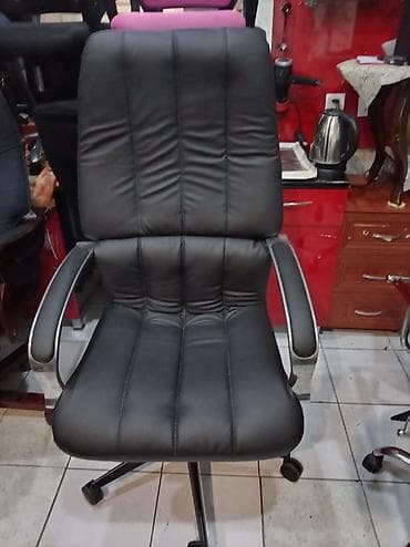 pati satiram: Kreslolar satılır.ideal vəziyyətdədilər.Oyun kreslosundan 3 — 4