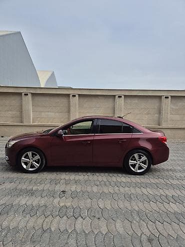 Chevrolet Cruze sedan - Kuzov: 4 qapılı sedan, tünd bordo rəng - lalafo.az -da Chevrolet Cruze sedan - Kuzov: 4 qapılı sedan, tünd bordo rəng -