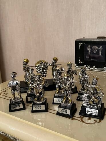 kirayə evlər qarayev: Figurlar hamsinin gutusu var,biri 
20 manat — 3