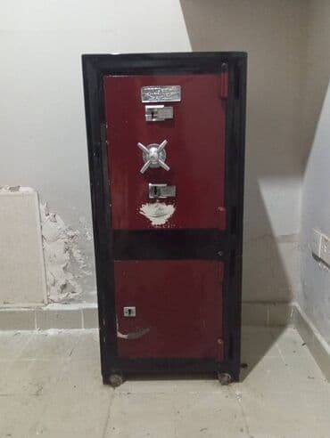 Sifarişlə resepşn masaları: Ağır Seyf — 1