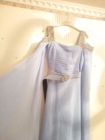 nişan donları 2023: Mavi rəngdə, uzun ziyafət/libas. - Model: Asimmetrik kəsimli, döş — 6